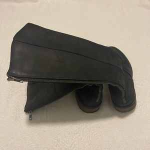 Ugh high water resistant boots black